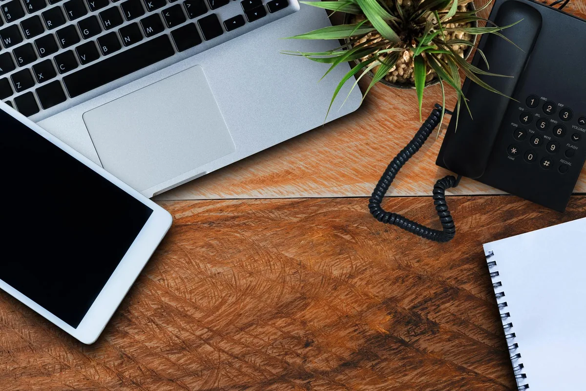 Cloud-Technik im Büro – Telefonansage für Sipgate